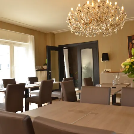 Frühstückspension Amylia 4*